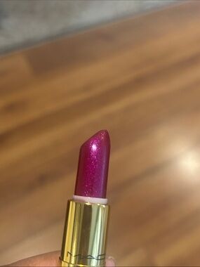 “REASONABLE OFFERS” 1 Of A Kind “MAC”Gold Tube Pink-Rose Lipstick -Magenta Lippy